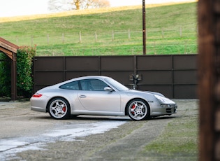 2005 Porsche 911 (997) Carrera S - Manual