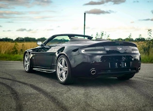 2009 Aston Martin V8 Vantage Roadster – Manual  