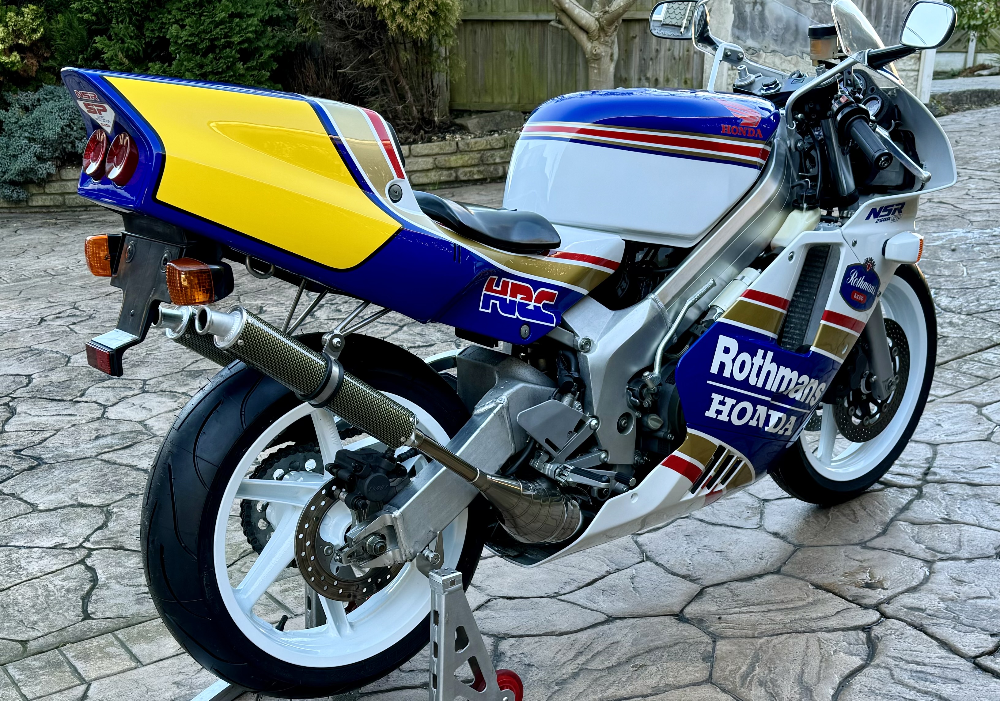NSR250R MC21 SE (1992) フロント アンダーカウル・セット 赤 純正