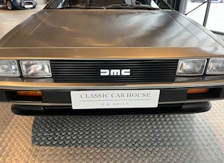 1981 DeLorean DMC-12 