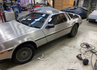 1981 DeLorean DMC-12 