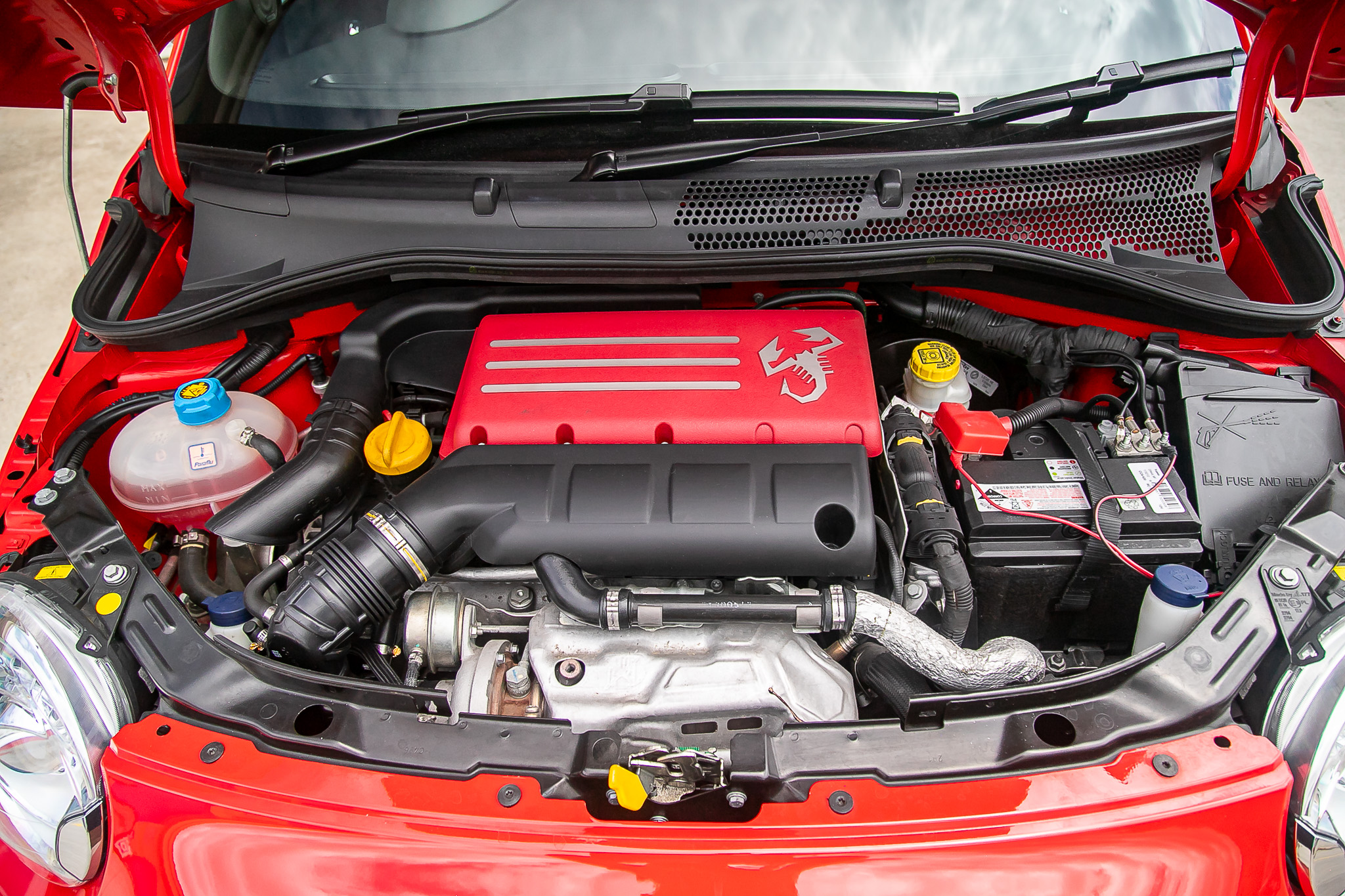 ミニカー ABARTH 695 TRIBUTO Ferrari MONDO MOTORS Abarth 695 Tributo Ferrari Mondo Motors | eBay
