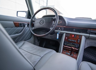 1988 Mercedes-Benz (W126) 560 SEL