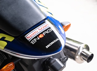 2002 Honda CBR 600F4i & Valentino Rossi Signed Helmet 