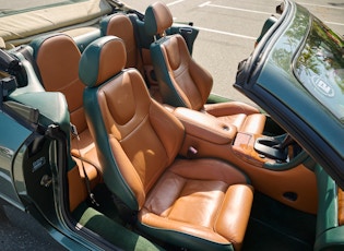 2001 Aston Martin DB7 Vantage Volante - 38,599 Km