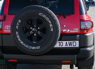 2012 Toyota FJ Cruiser Trail Teams Special Edition 