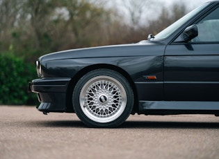 1990 BMW (E30) M3