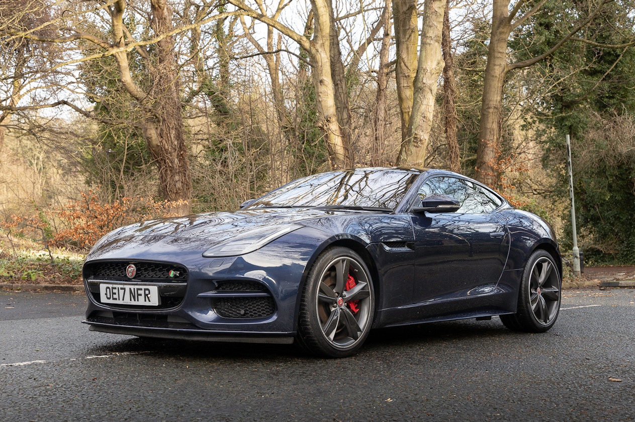 2017 Jaguar F-Type R Coupe AWD