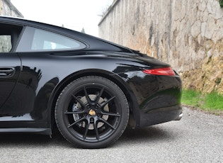 2015 Porsche 911 (991) Carrera 4