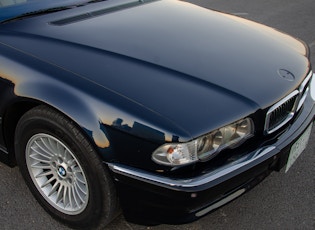 1999 BMW (E38) 750 L7