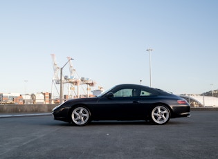 2004 Porsche 911 (996) Carrera - Manual