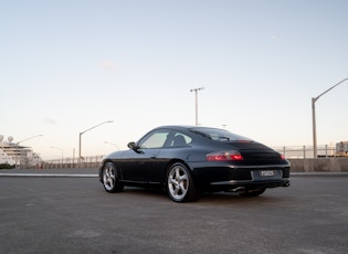 2004 Porsche 911 (996) Carrera - Manual