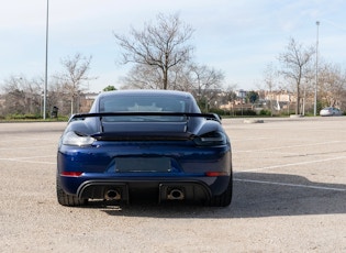 2021 Porsche 718 Cayman GT4 Clubsport - Manual