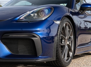 2021 Porsche 718 Cayman GT4 Clubsport - Manual