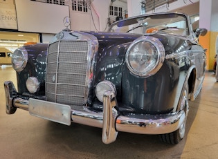 1960 Mercedes-Benz (W128) 220 SE ‘Ponton’ Cabriolet 