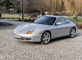1998 Porsche 911 (996) Carrera 