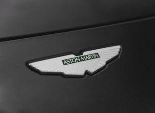 2021 Aston Martin Vantage - Manual - 1,950 Km 