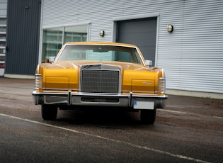 1977 Lincoln Continental Town Coupé 