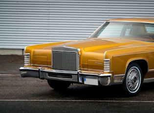 1977 Lincoln Continental Town Coupé 