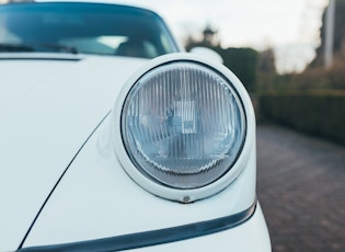 1990 Porsche 911 (964) Carrera 4 Targa