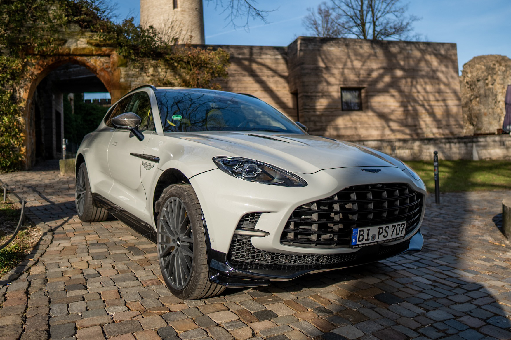 2022 Aston Martin DBX707 - VAT Q