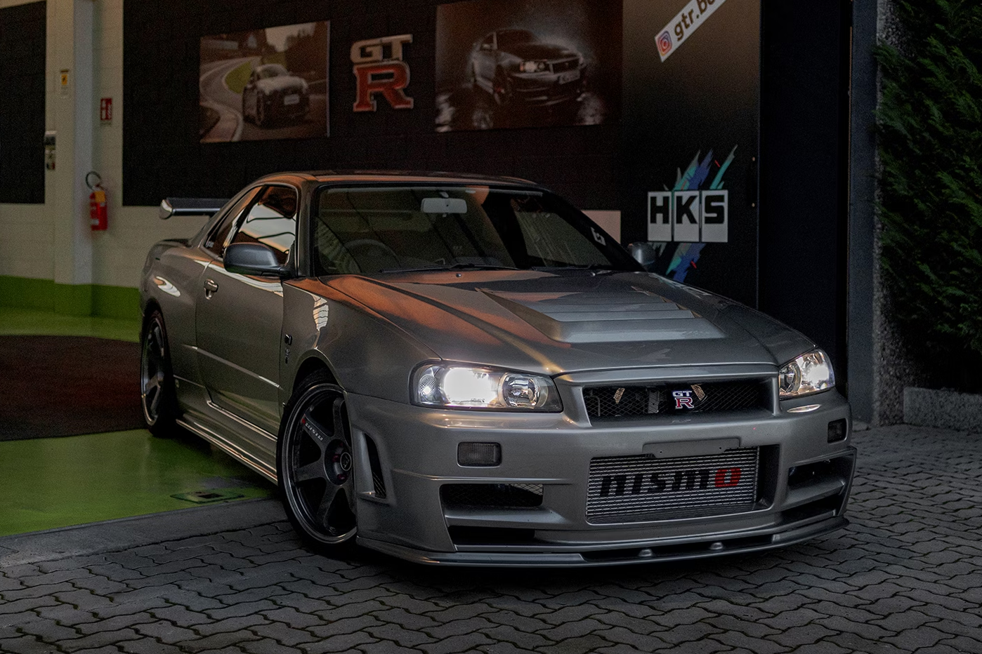 Nissan skyline 2000 gt-r cheap tuning