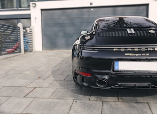 2020 Porsche 911 (992) Targa 4S – Heritage Design Edition – 384 Km 