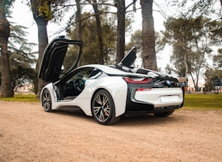 2015 BMW i8