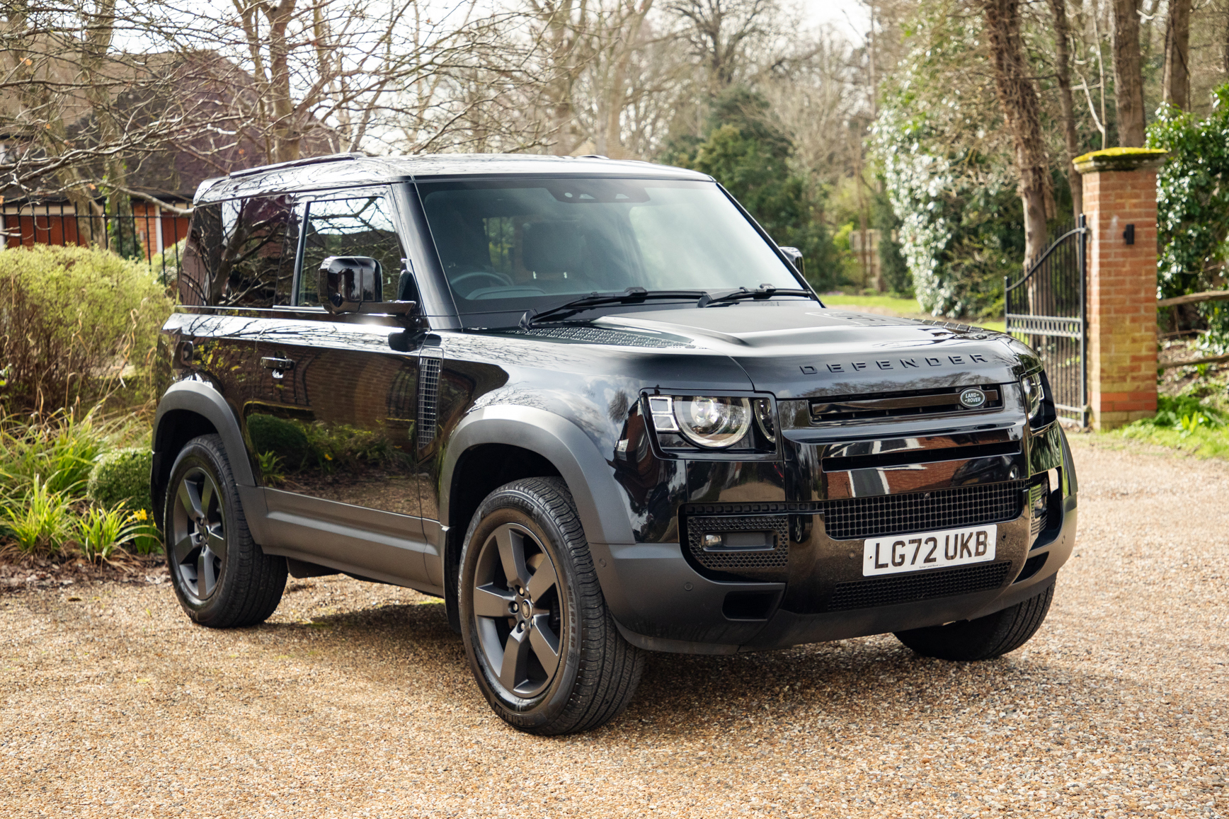 2022 Land Rover Defender 90 HSE D250