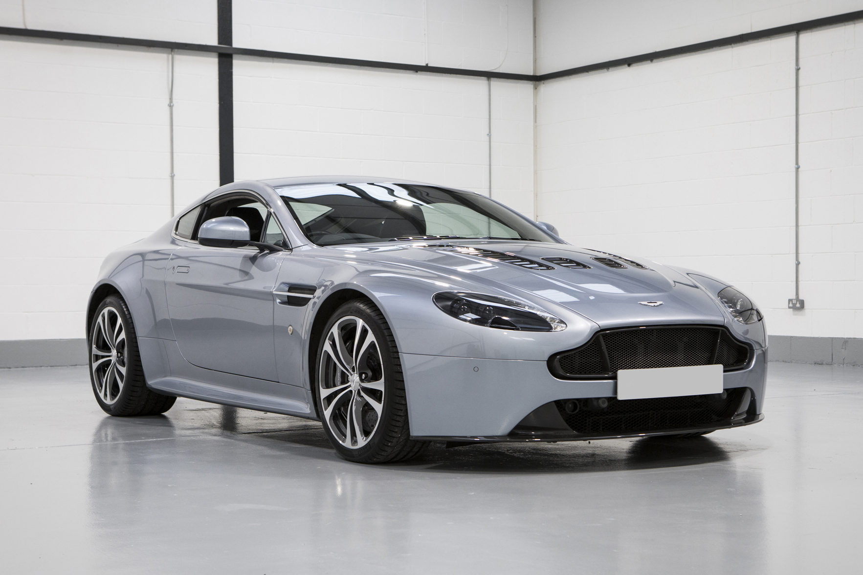 2017 Aston Martin V12 Vantage S