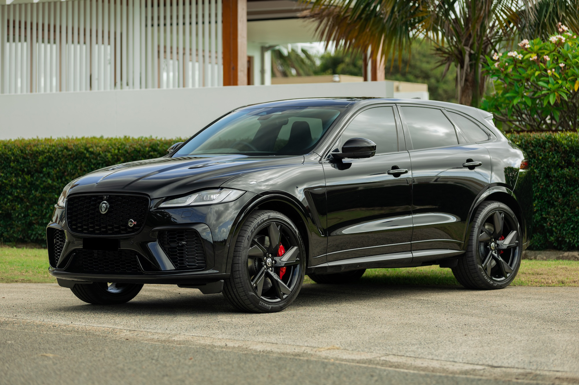 2023 Jaguar F-Pace SVR - 1,280 Km