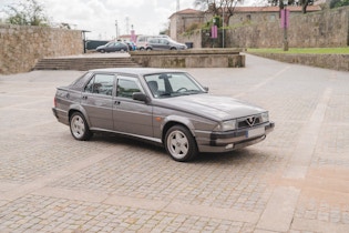 1989 Alfa Romeo 75 3.0 V6 