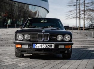 1985 BMW (E28) M5