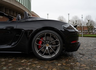 2020 Porsche 718 Spyder - Manual