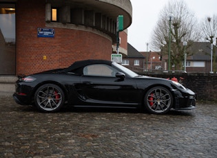 2020 Porsche 718 Spyder - Manual