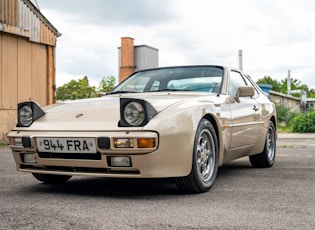 1985 Porsche 944 Lux  