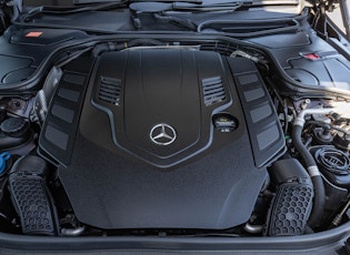 2018 Mercedes-Maybach (X222) S560 – 19,200 Km 