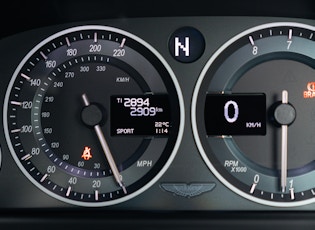2017 Aston Martin V12 Vantage S - Manual - 2,910 km