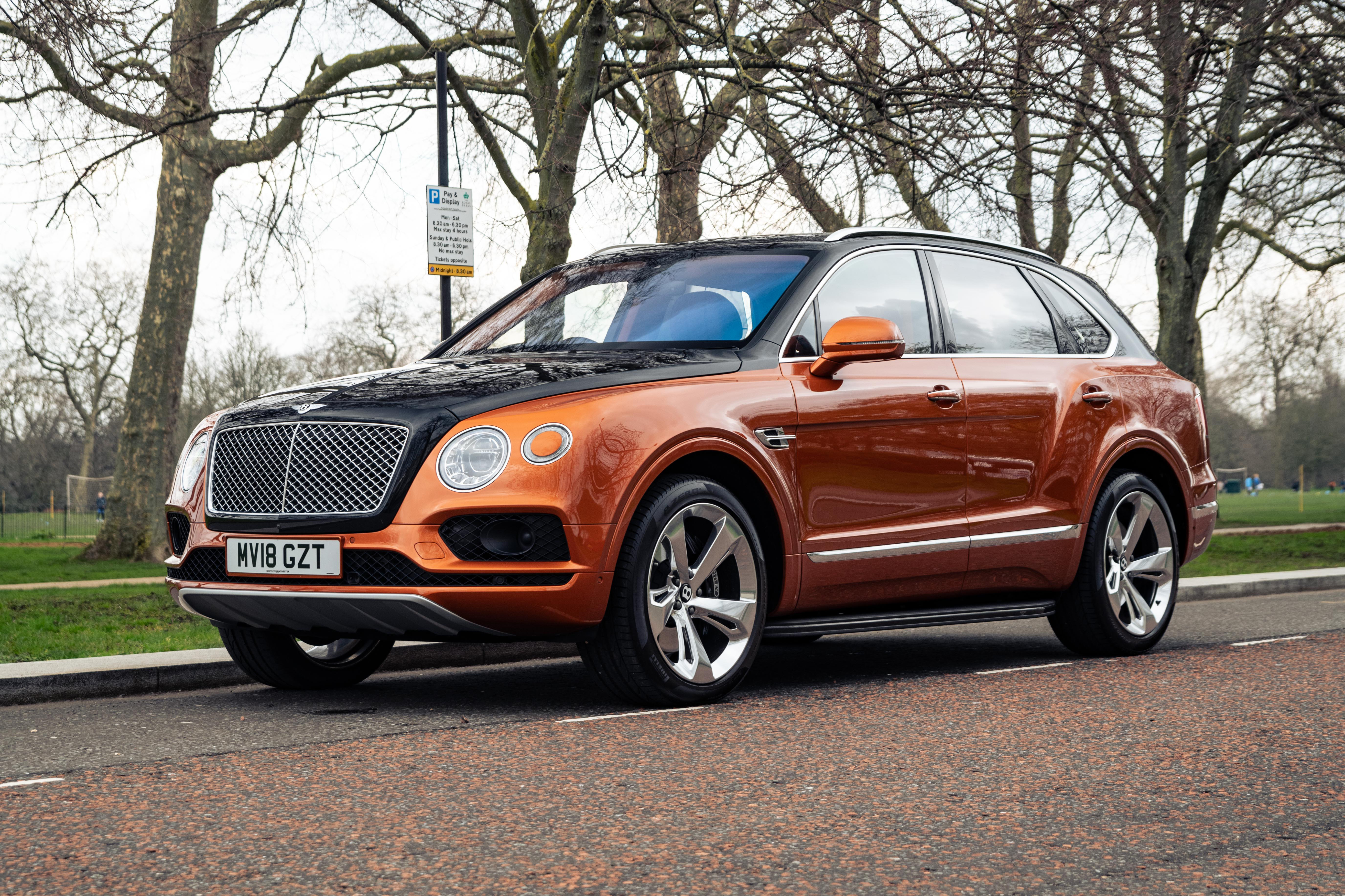 2018 Bentley Bentayga W12 Mulliner - 2,618 Miles