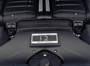 2018 Bentley Bentayga W12 Mulliner - 2,618 Miles