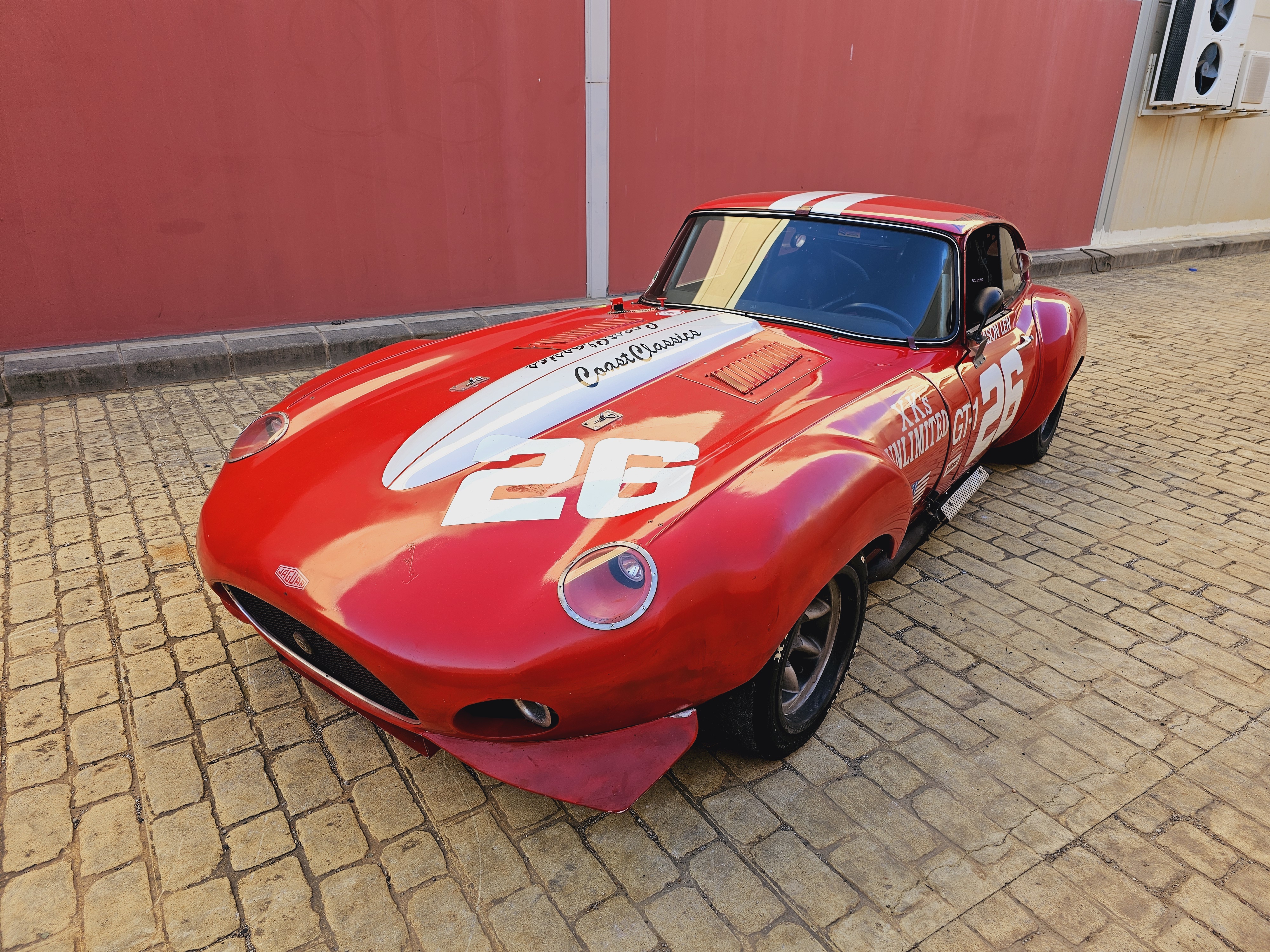 1963 Jaguar E-Type Series 1 4.2 FHC - Race Car