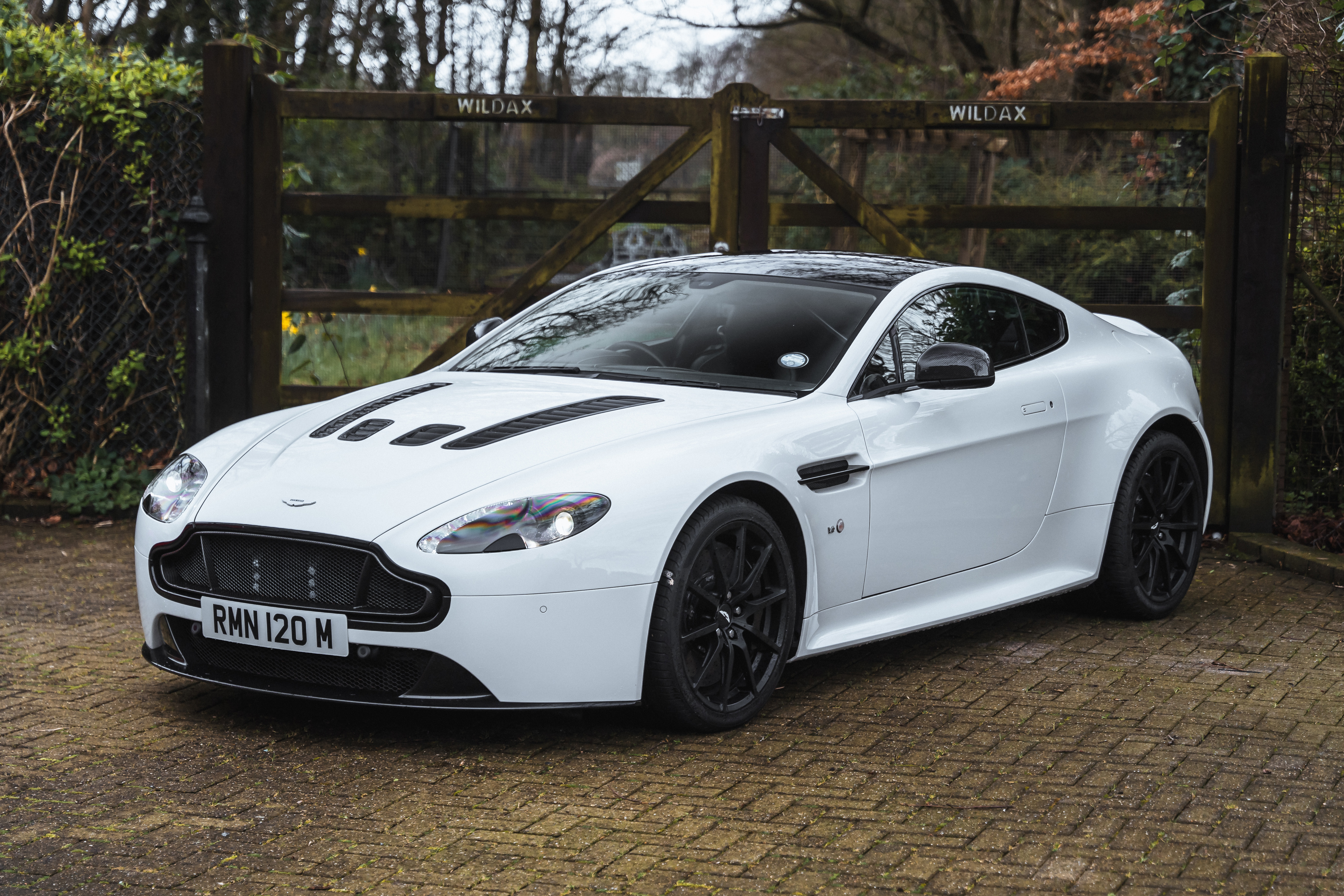 2015 Aston Martin V12 Vantage S