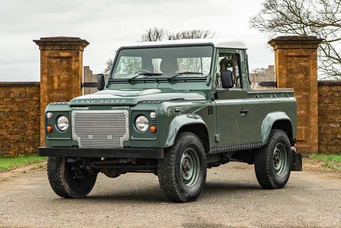 2013 Land Rover Defender 90 Pick Up