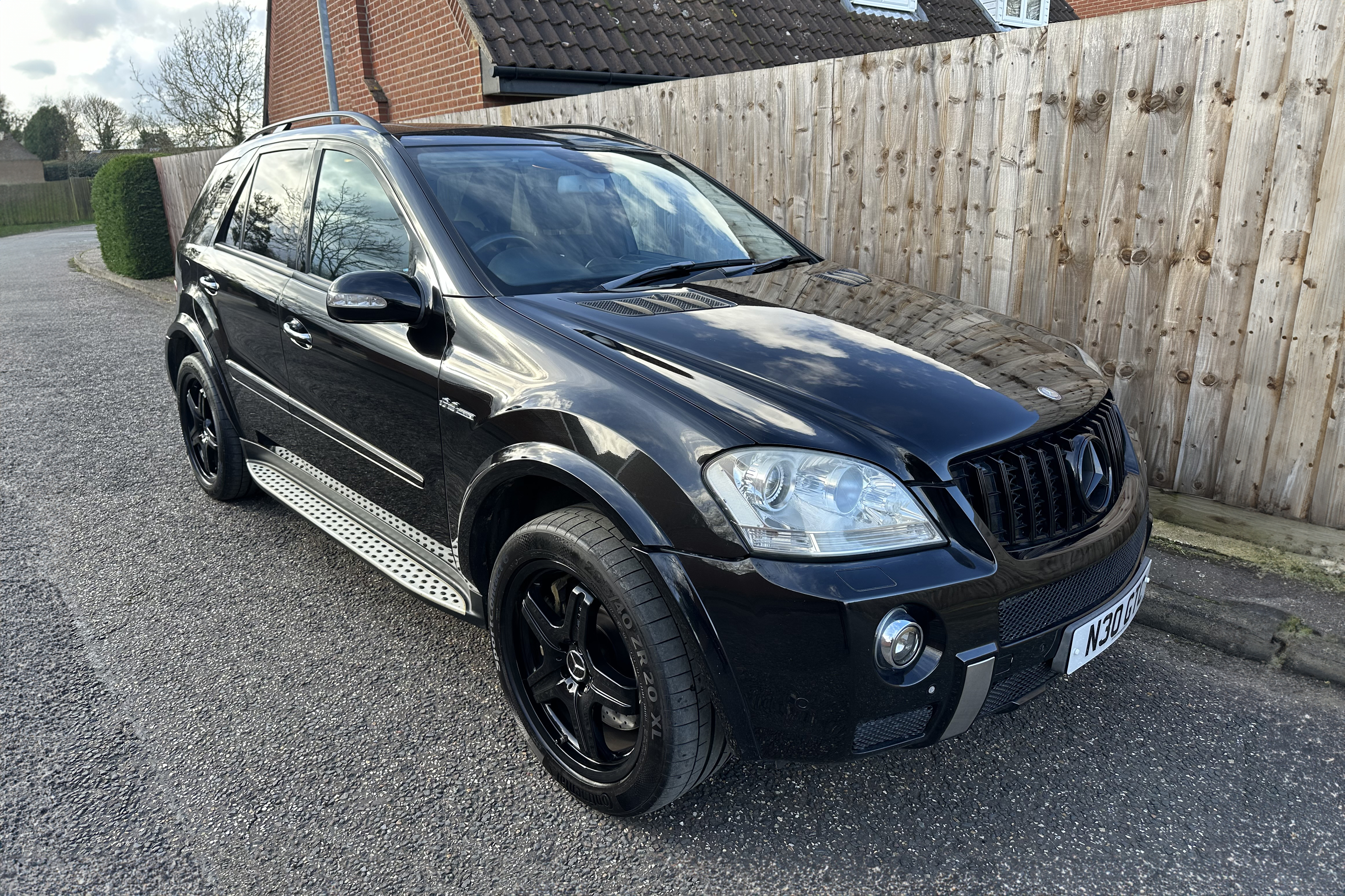 2008 Mercedes-Benz ML63 AMG