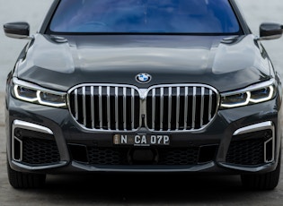2019 BMW (G11) 740i