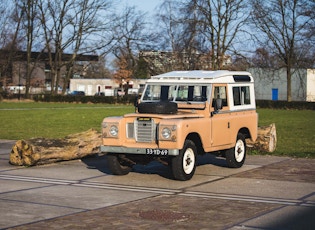 1976 Land Rover Series III 88"