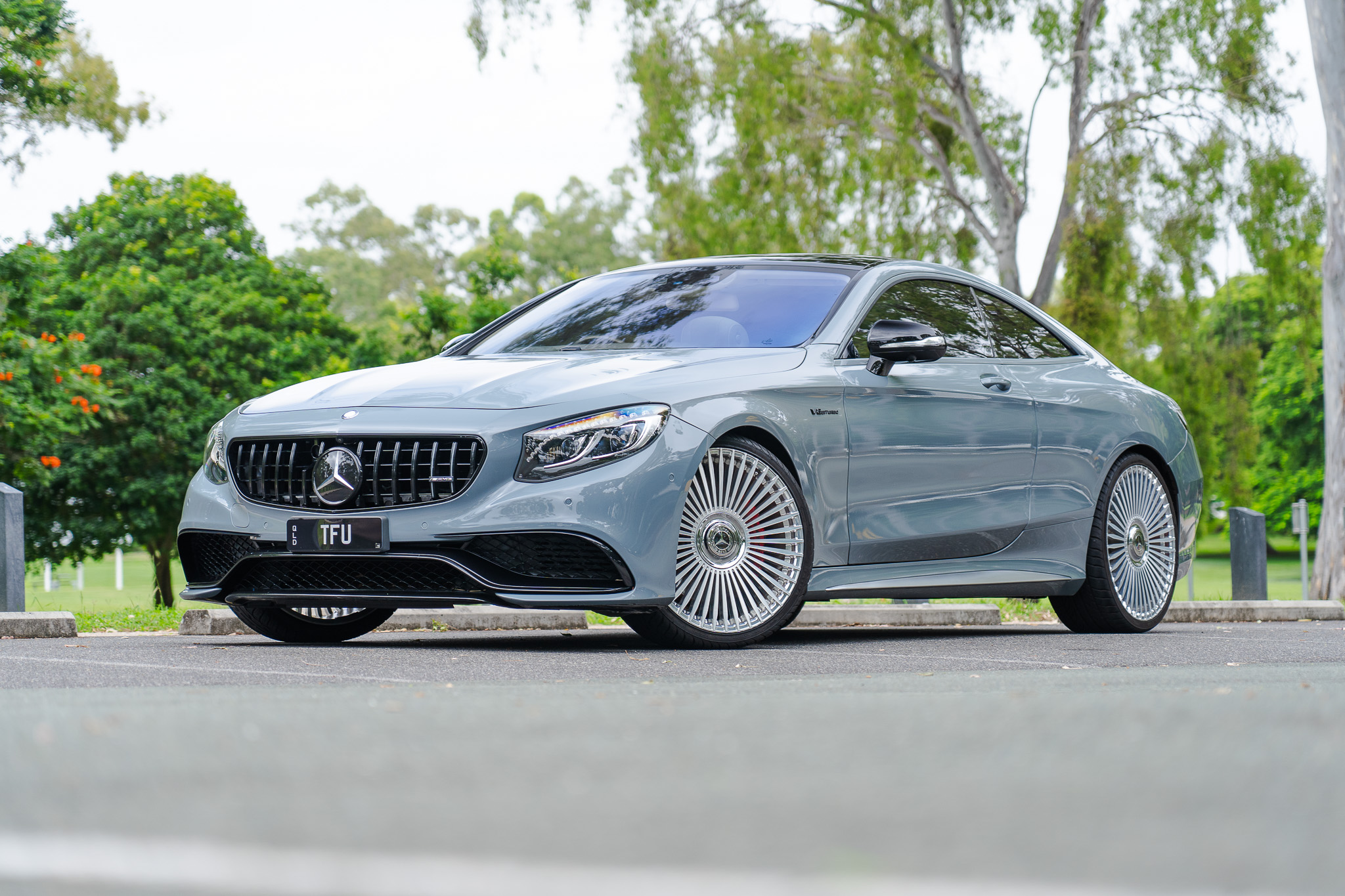 2015 Mercedes-Benz (C217) S63 AMG