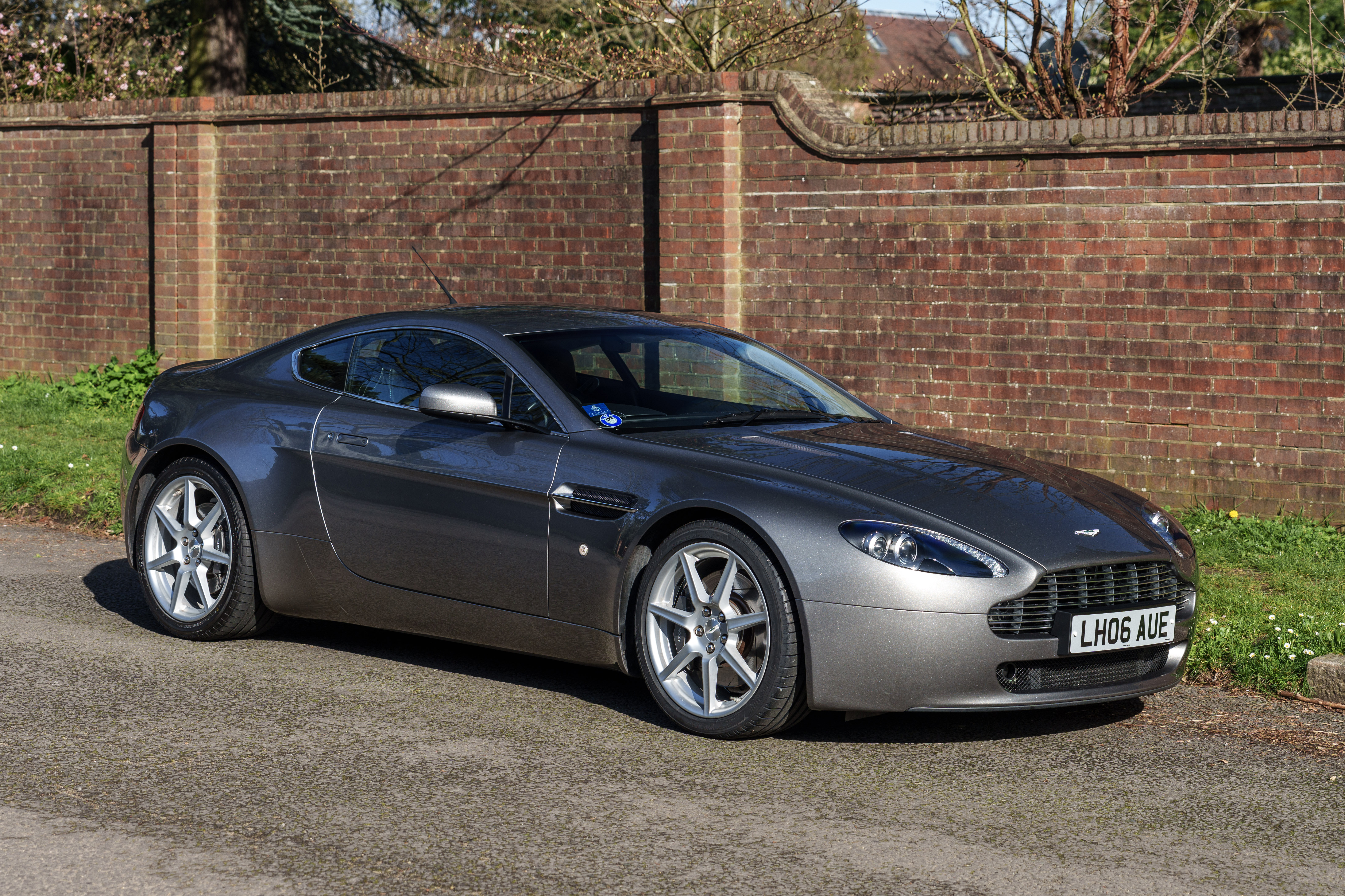 2006 Aston Martin V8 Vantage - Manual - 1 Owner