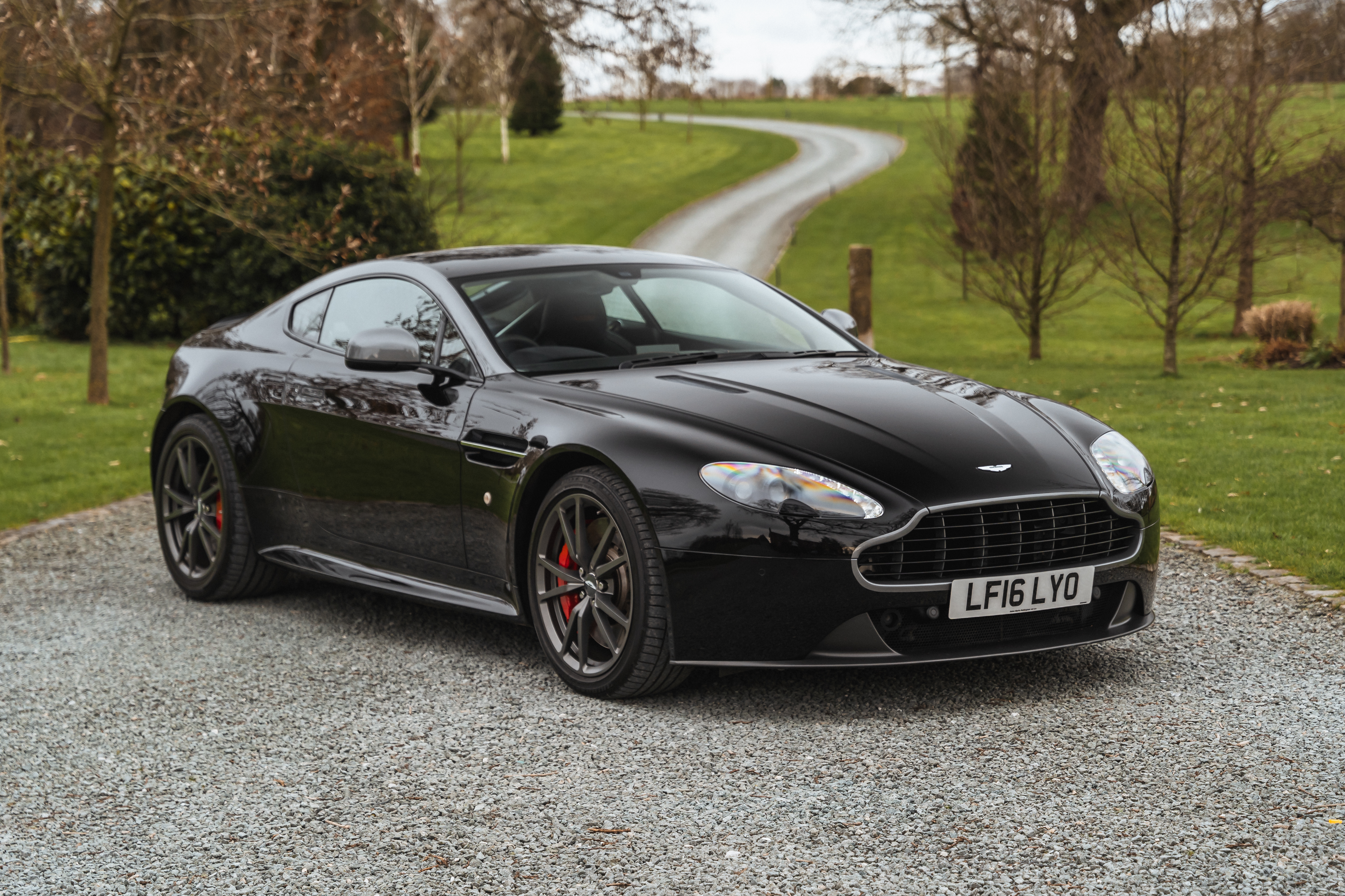 2016 Aston Martin V8 Vantage N430