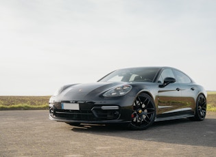 2019 Porsche Panamera GTS